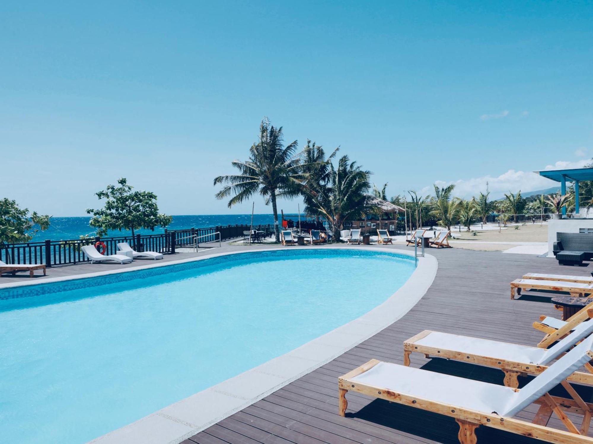 W Golf Resort Oslob Eksteriør bilde